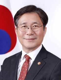 성윤모 산업통상자원부 장관.