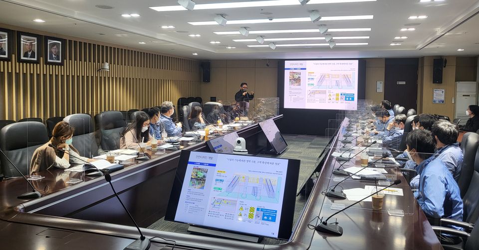 한국수력원자력은 10월 12일 경주 본사에서 ‘넛지효과에 기반을 둔 안전디자인 가이드라인 개발 연구용역을 위한 착수보고회’를 개최했다.