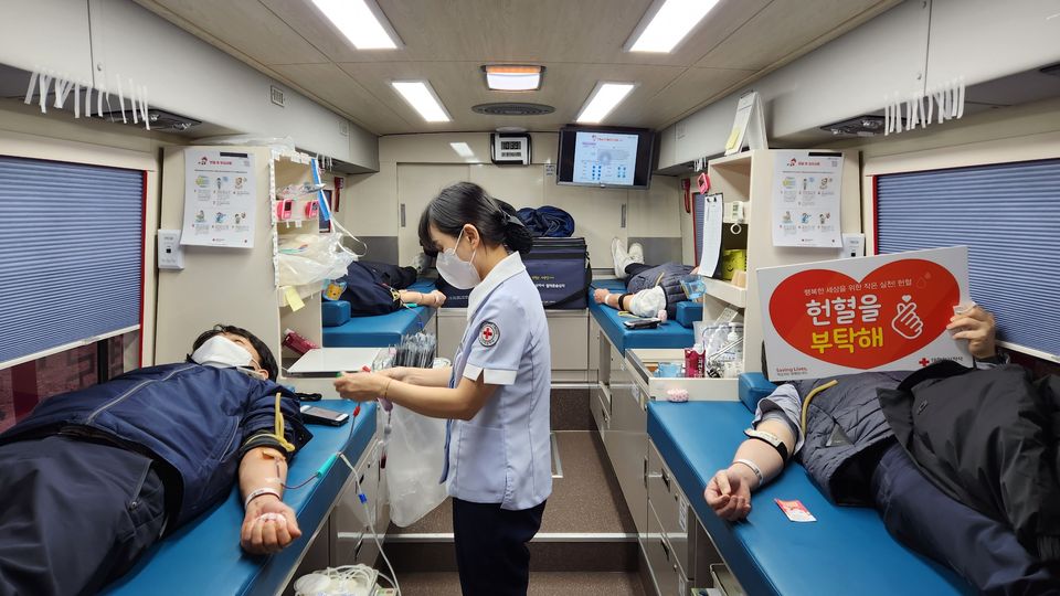 월성원자력본부는 지난 2월 9일 대한적십자사 울산혈액원과 함께 ‘사랑의 헌혈운동’을 시행했다.