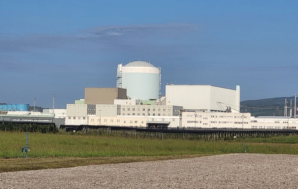 대우건설(대표이사 백정완)이 국내 최고의 원자력발전 경쟁력을 바탕으로 동유럽 시장 진출 확대를 추진한다. 슬로베니아 크루슈코 원전 전경